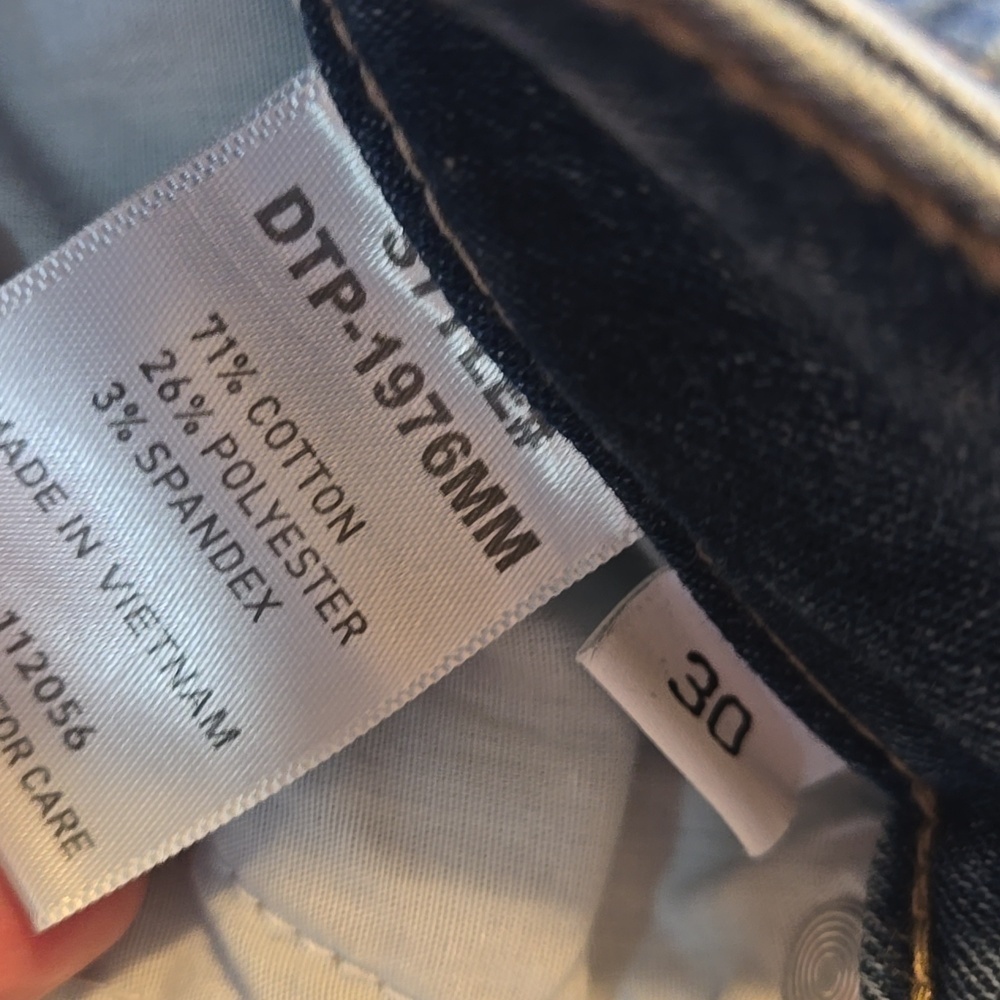 Zenana Outfitters Light Blue Frayed Wide-Leg Jeans - Picture 3 of 5